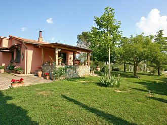 casa-cipressi-esterni-9.jpg