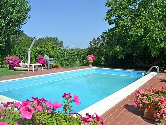 m-casa-laura-esterni-1.jpg