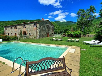 villapoggiolino-esterni-posarellivillas-11-.jpg