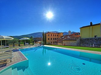 dsc-4057-easyhdr-vivid-colors.jpg