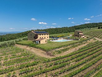 villa-il-caggio-posarellivillas-esterni-12-.jpg