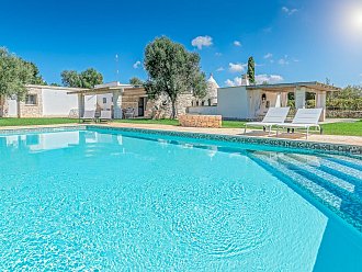 002trulli-itaka-2020-rarovillas.jpg