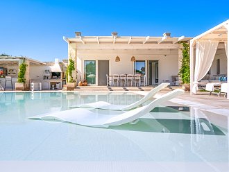 019-villa-niraclo-puglia-carovigno-raro-villas.jpg