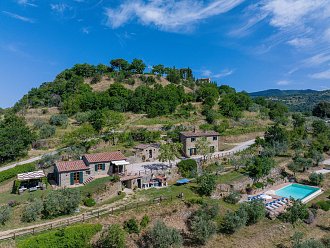 casale-della-torre-posarellivillas-small-9.jpg