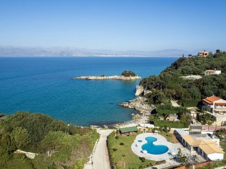villa-aurora-blue-new-posarellivillas.jpg