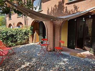 r829r-biancaesterno.jpg