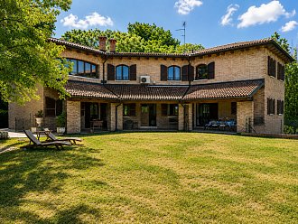villa-bartolomeo-san-bartolo-posarellivillas-outd.png